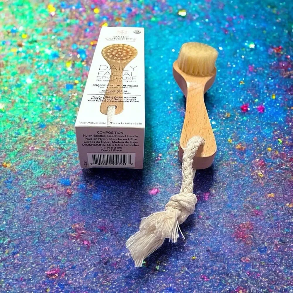 DAILY CONCEPTS Daily Facial Dry Brush MSRP $20 Brand New In Box